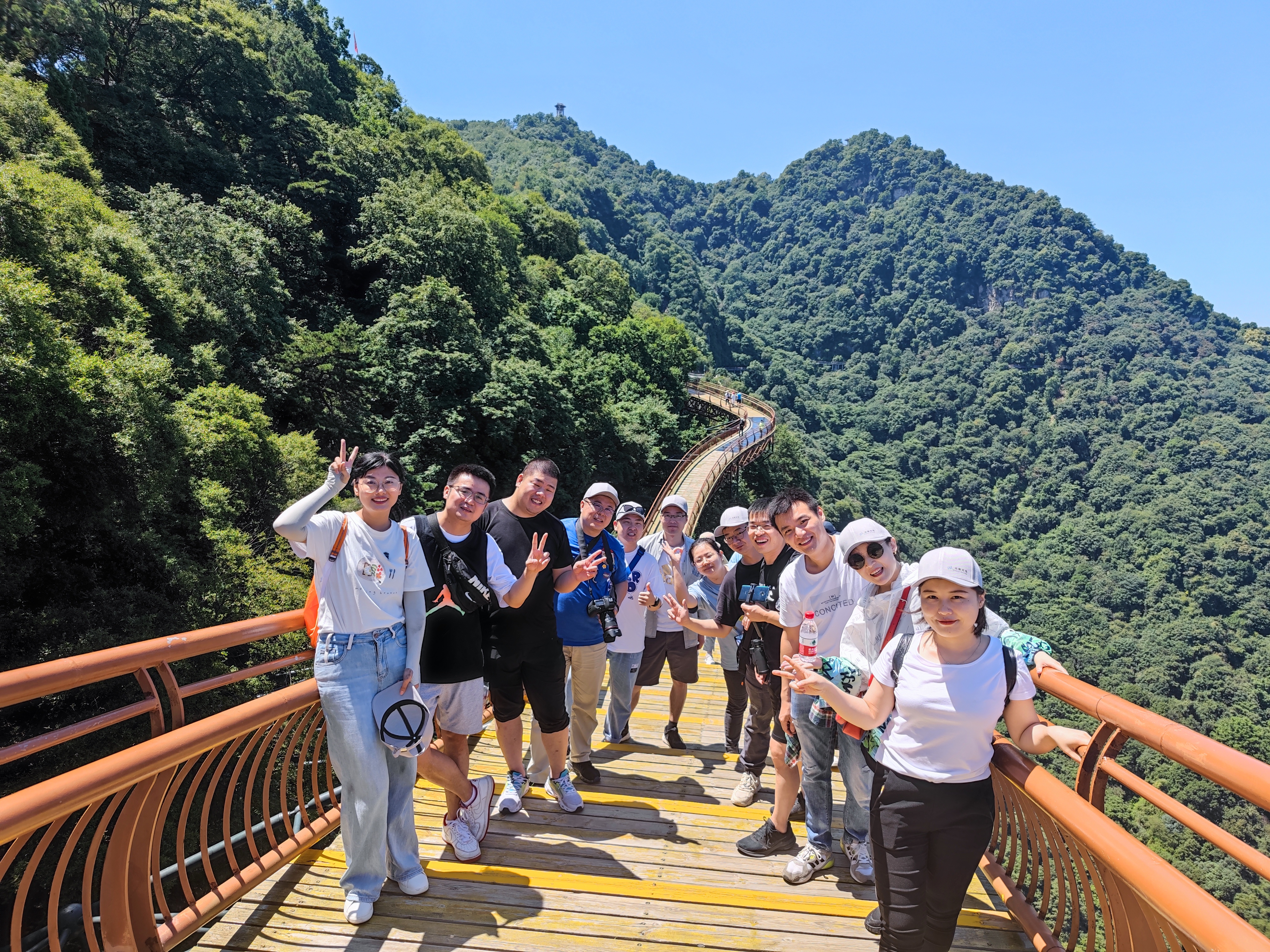 西安光衡光電(diàn)科技(jì)有(yǒu)限公司十周年慶！(圖5)